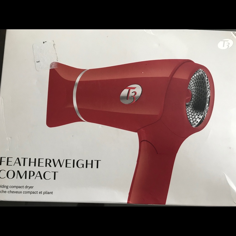 T3 Featherweight Compact in red